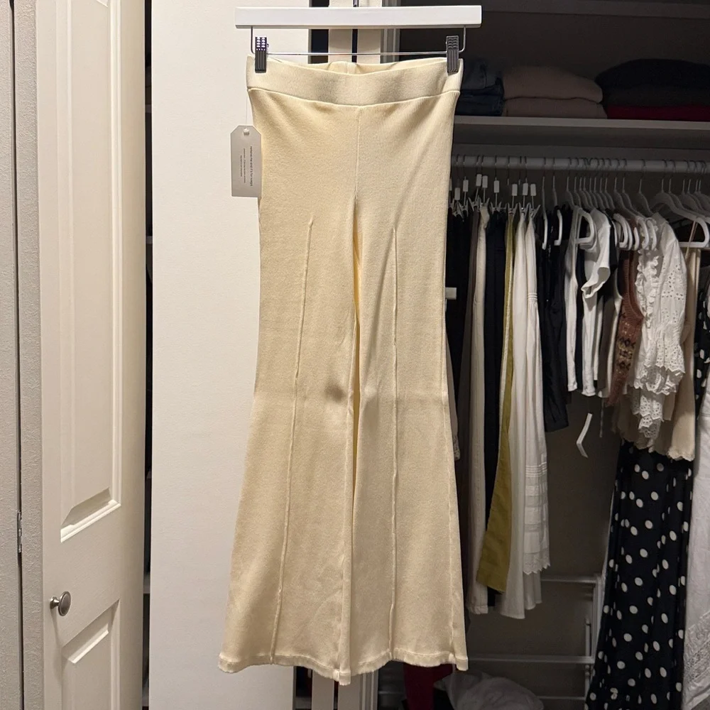 DONNI The Rib Kick Flare in Crème NWT - Picture 7 of 8